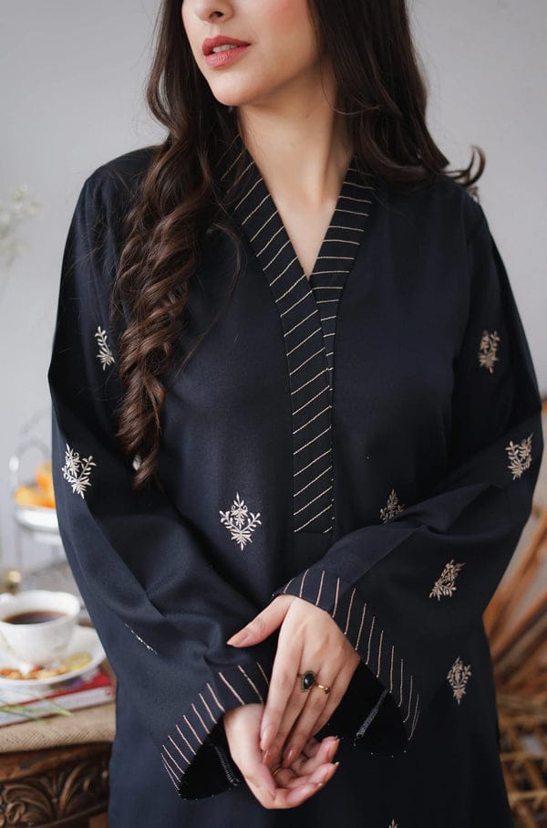 3PC DHANAK EMBORIDED SUITS WITH DHANAK EMB SHAWL